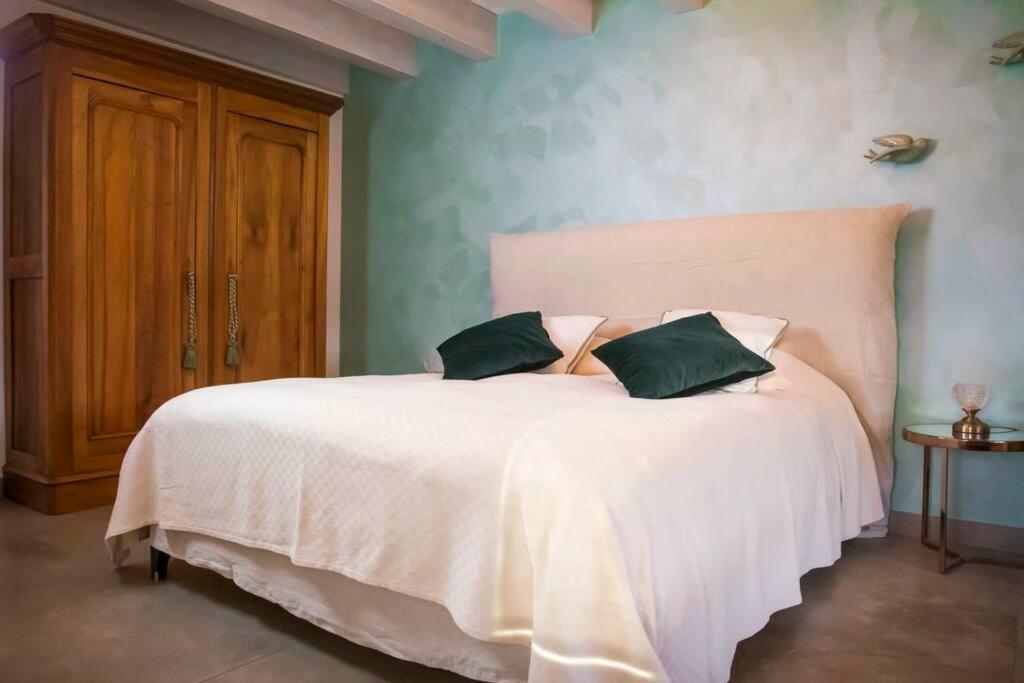 Appartamento Les Champs: Dans Batisse De 1718 Renovee